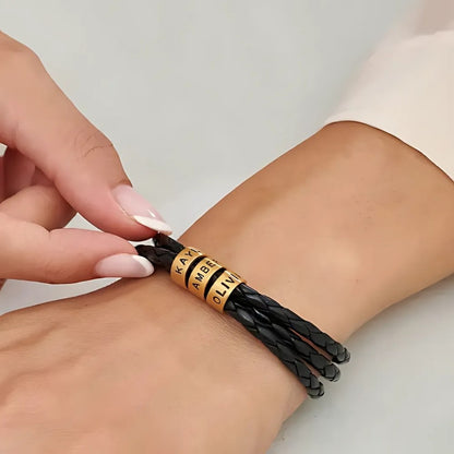Inner Circle Timeless Bracelet with Engraved Name Beads