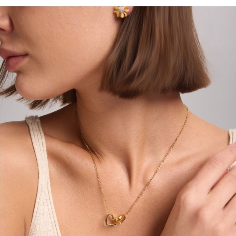 To My Wife - Interlocking Hearts Name Necklace