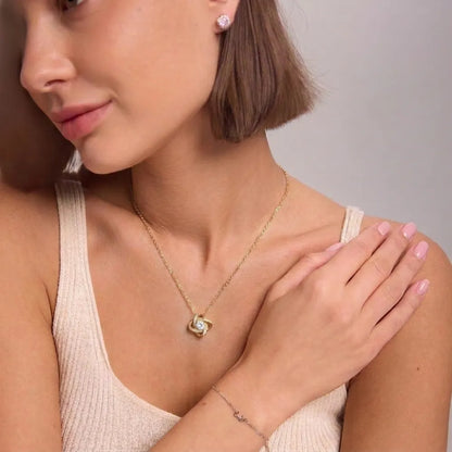 Love Knot Necklace for Daughter - Carry My Love With You